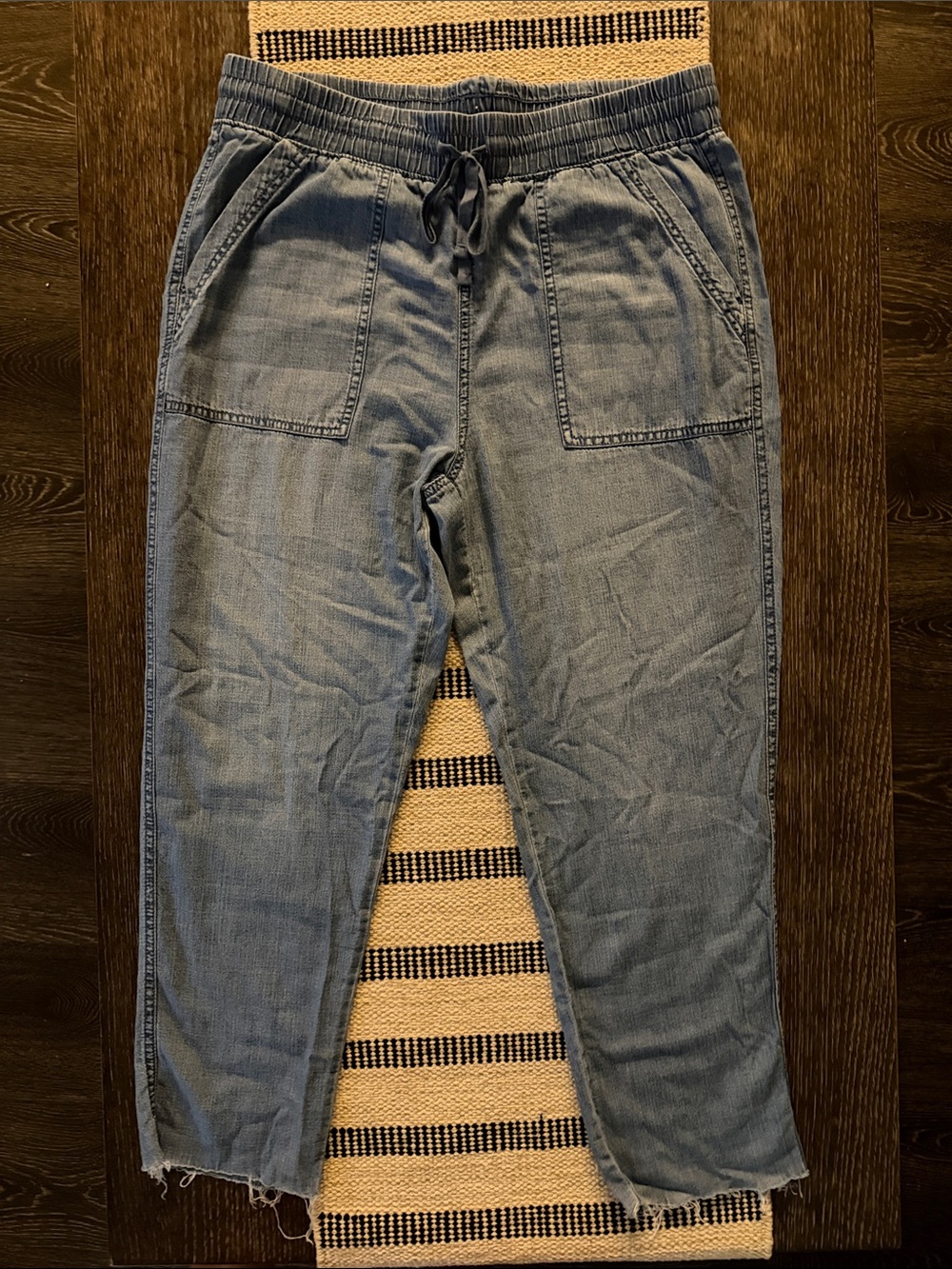 Seven7 Women's Light Blue Cropped Drawstring Jeans